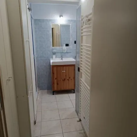 Sandra House Апартаменты *