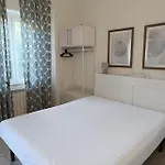 Sandra House