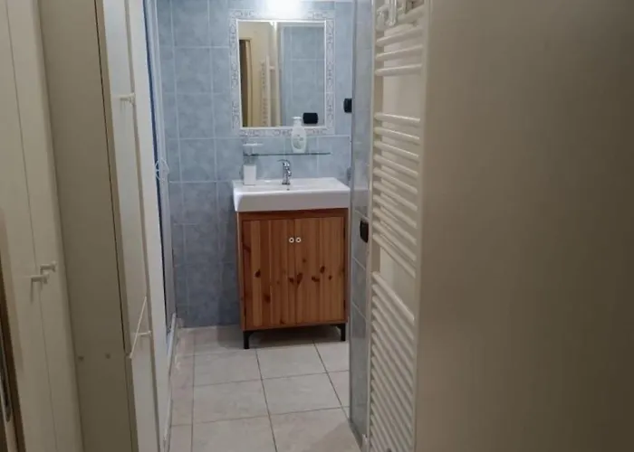 Sandra House Appartamento *